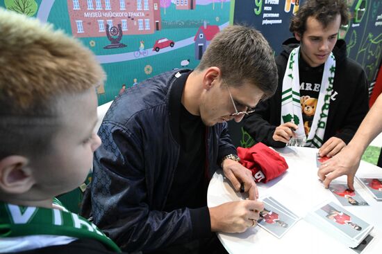 Russia EXPO. Meet-and-greet with members of Russian national football team