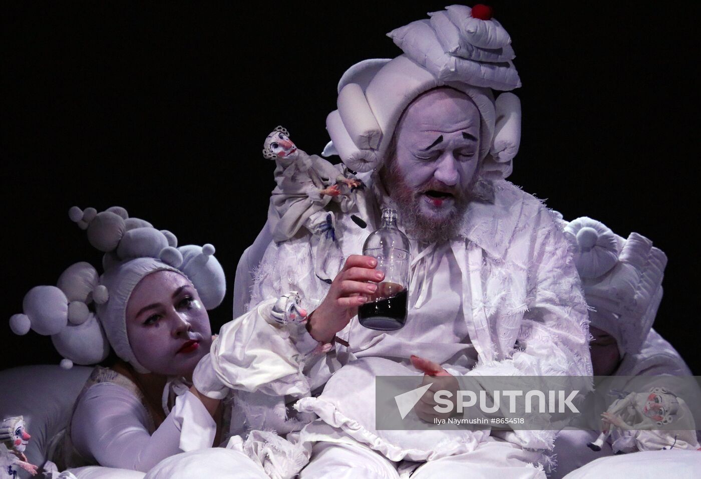 Russia Puppet Theatre Imaginary Invalid