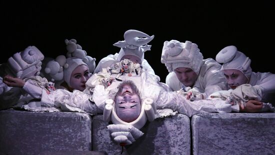 Russia Puppet Theatre Imaginary Invalid