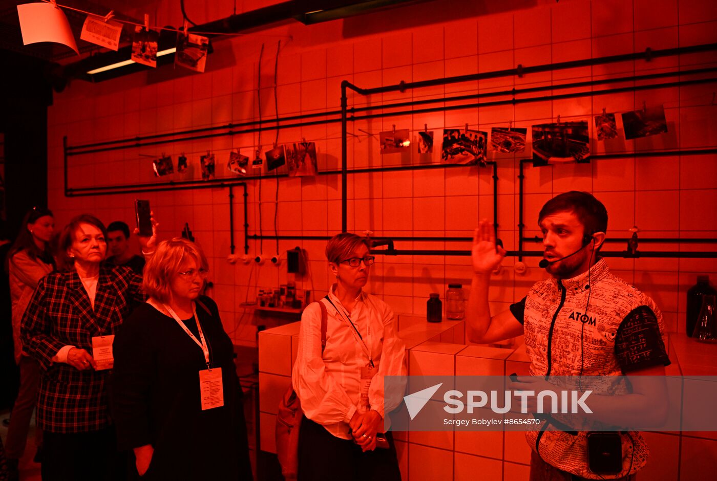 RUSSIA EXPO. Guided tours for Corporate Museum: Priority of the Future forum participants