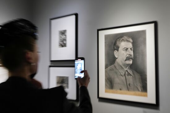 Russia Soviet Photography Exhibtion