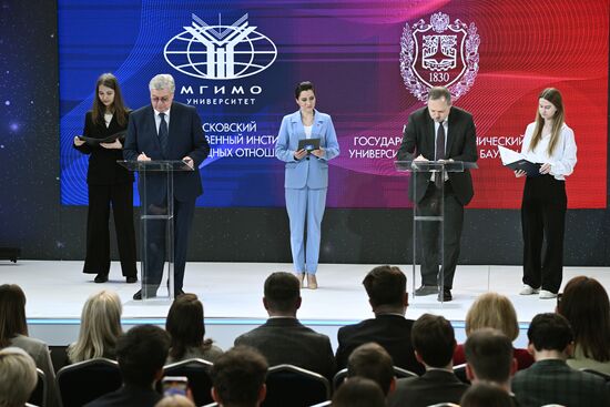 Russia EXPO. Creating Digital MGIMO Department Together