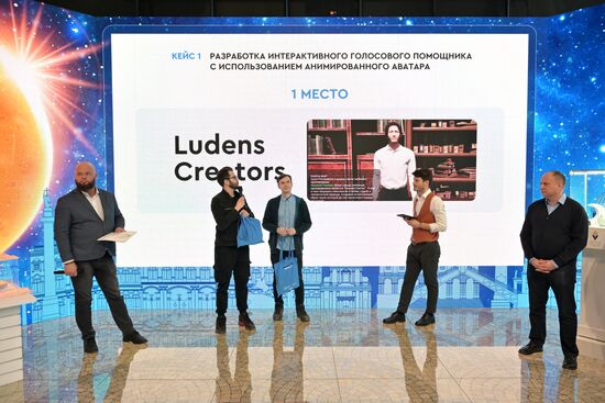 RUSSIA EXPO. Award ceremony for winners of Urban Legends hackathon