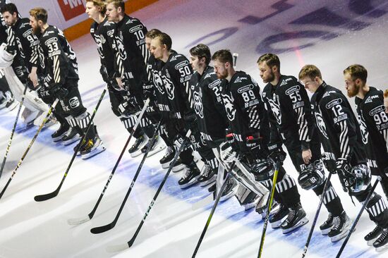 Russia Ice Hockey Kontinental League Traktor - Lokomotiv