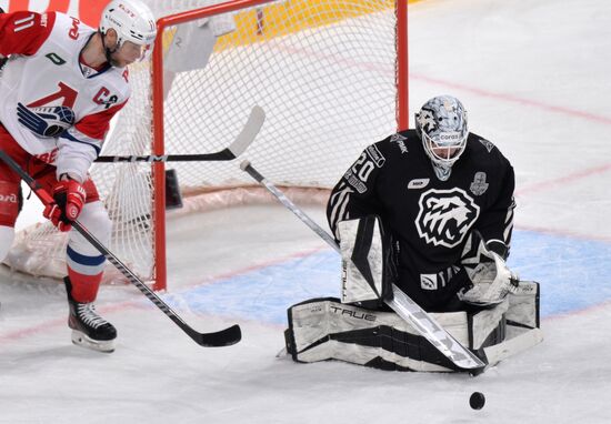 Russia Ice Hockey Kontinental League Traktor - Lokomotiv