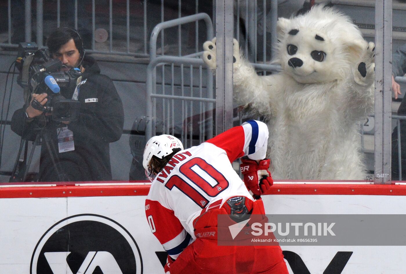 Russia Ice Hockey Kontinental League Traktor - Lokomotiv