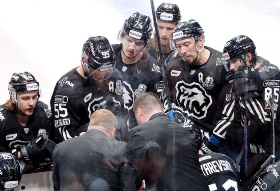 Russia Ice Hockey Kontinental League Traktor - Lokomotiv