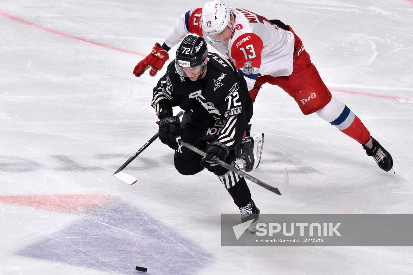 Russia Ice Hockey Kontinental League Traktor - Lokomotiv