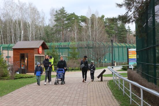 Russia Ukraine Shelling Zoo