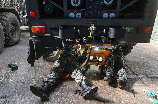 Russia Ukraine Military Operation Repair Unit