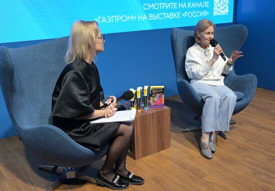 RUSSIA EXPO. Meet-and-greet with Darya Dontsova: 25 years of profession