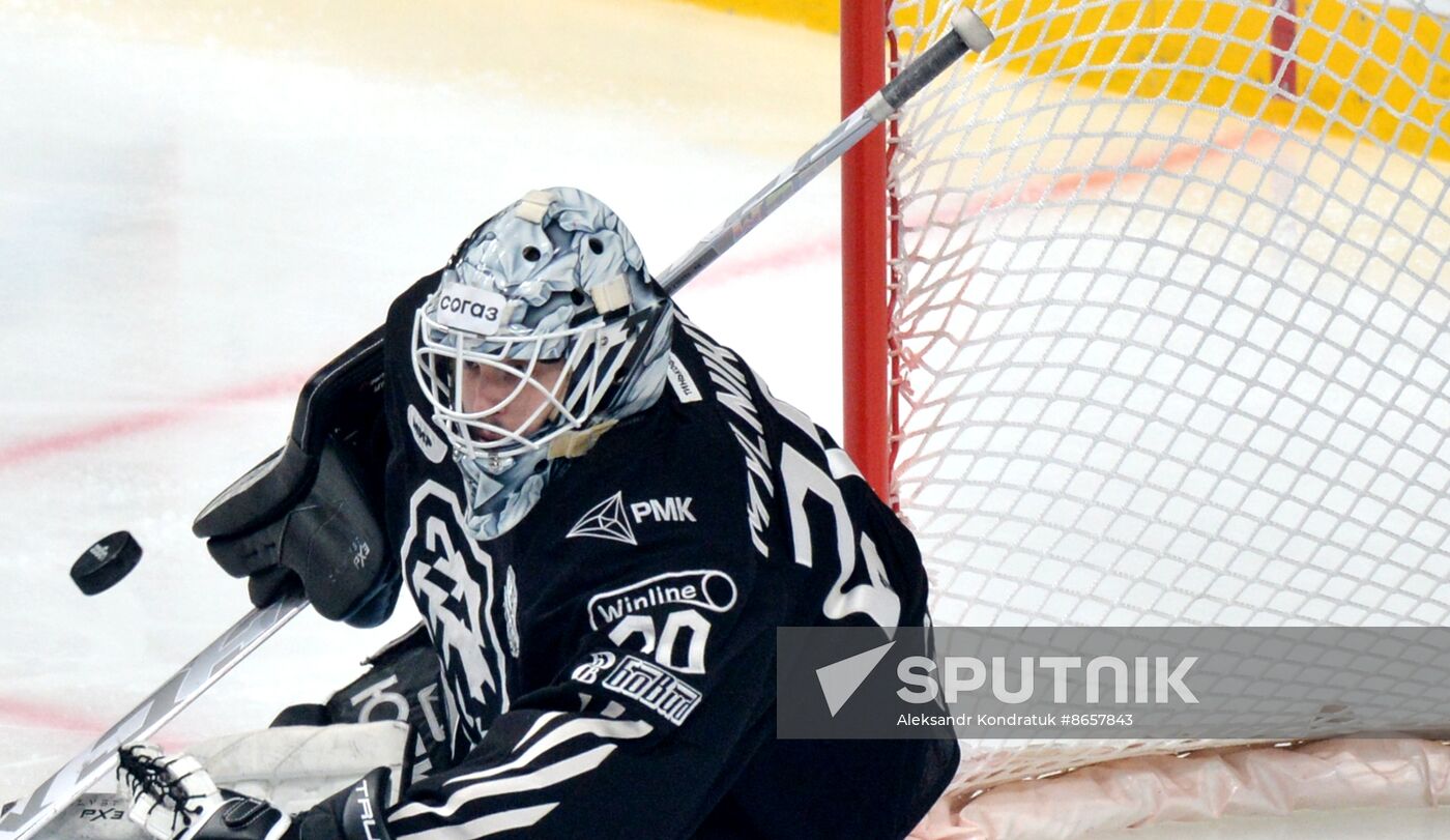 Russia Ice Hockey Kontinental League Traktor - Lokomotiv