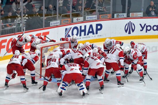 Russia Ice Hockey Kontinental League Traktor - Lokomotiv