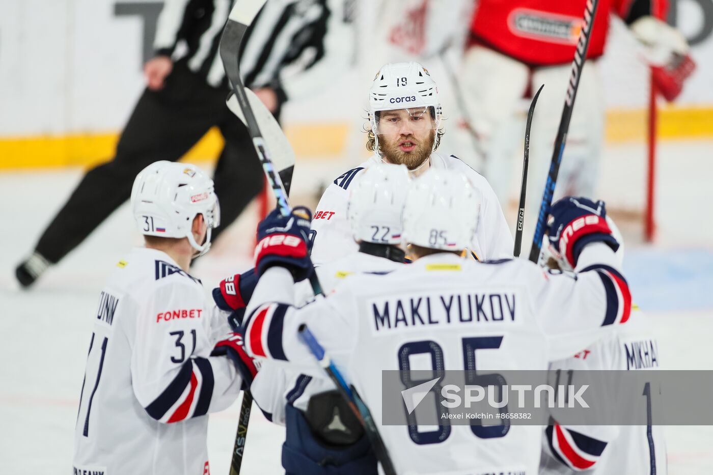 Russia Ice Hockey Kontinental League Avtomobilist - Metallurg