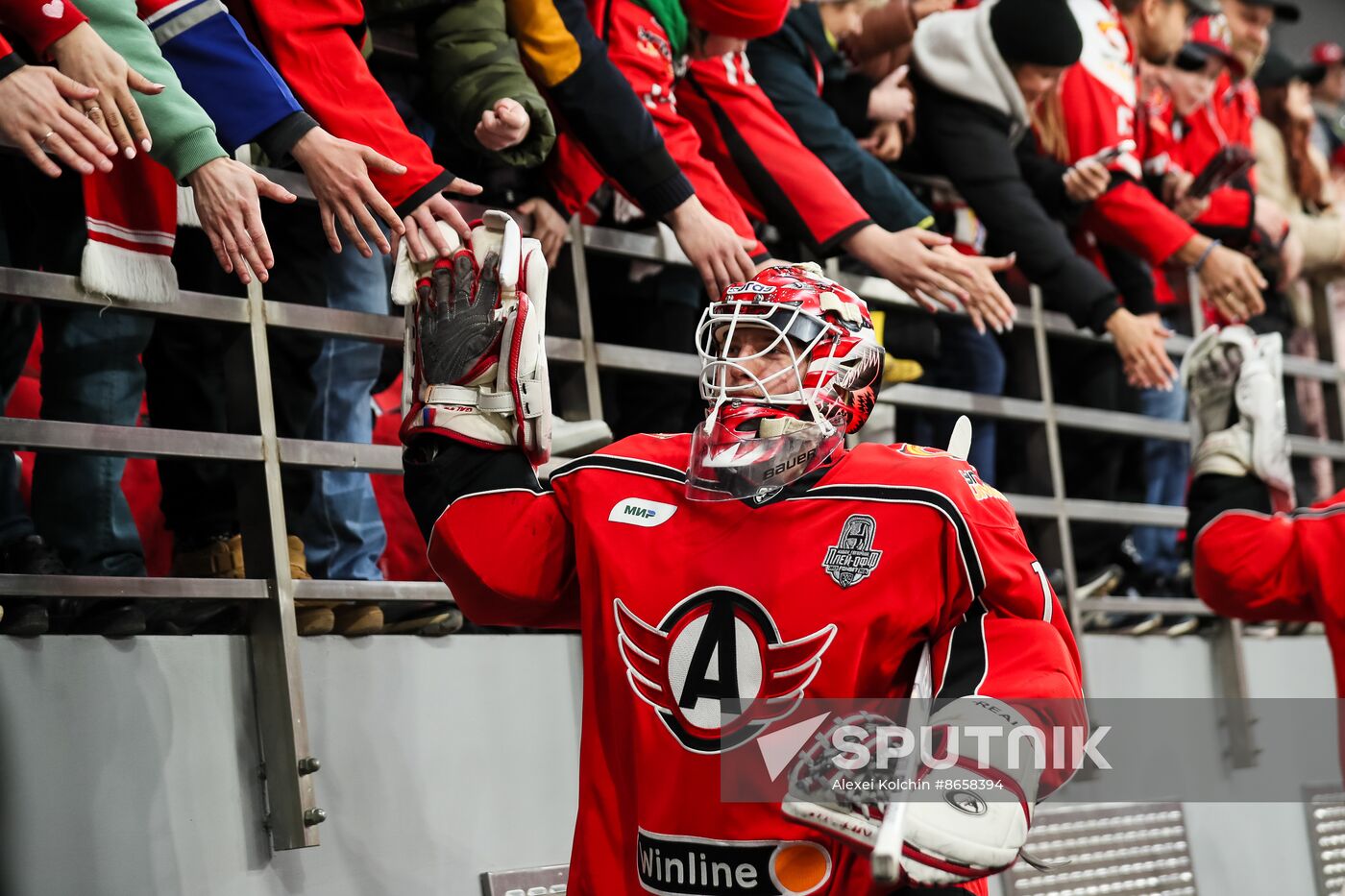 Russia Ice Hockey Kontinental League Avtomobilist - Metallurg