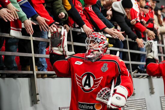 Russia Ice Hockey Kontinental League Avtomobilist - Metallurg