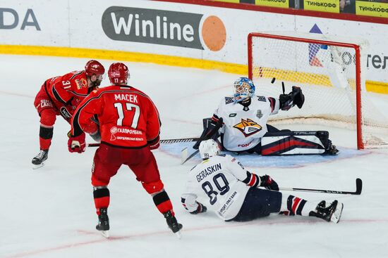 Russia Ice Hockey Kontinental League Avtomobilist - Metallurg