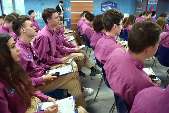 Russia Crimea Cosmonautics Day