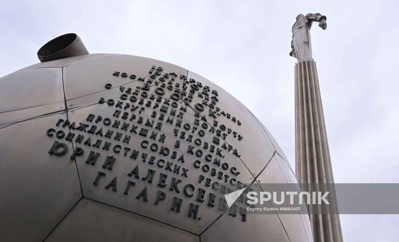 Russia Cosmonautics Day Gagarin Monument