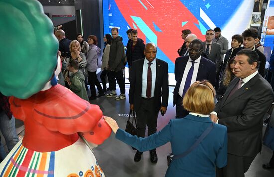 RUSSIA EXPO. Tour for BRICS ambassadors