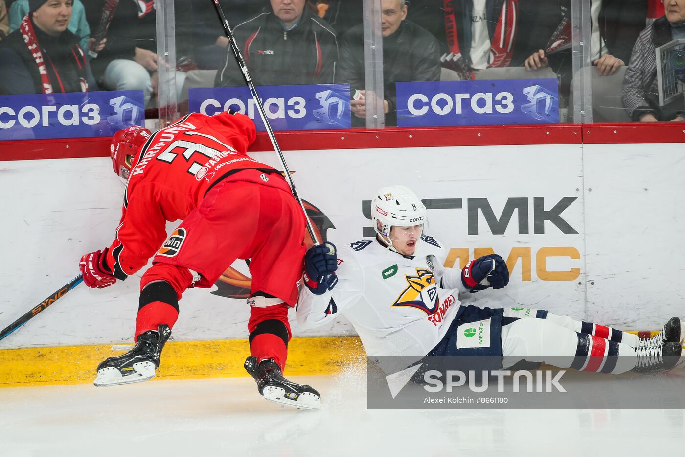 Russia Ice Hockey Kontinental League Avtomobilist - Metallurg