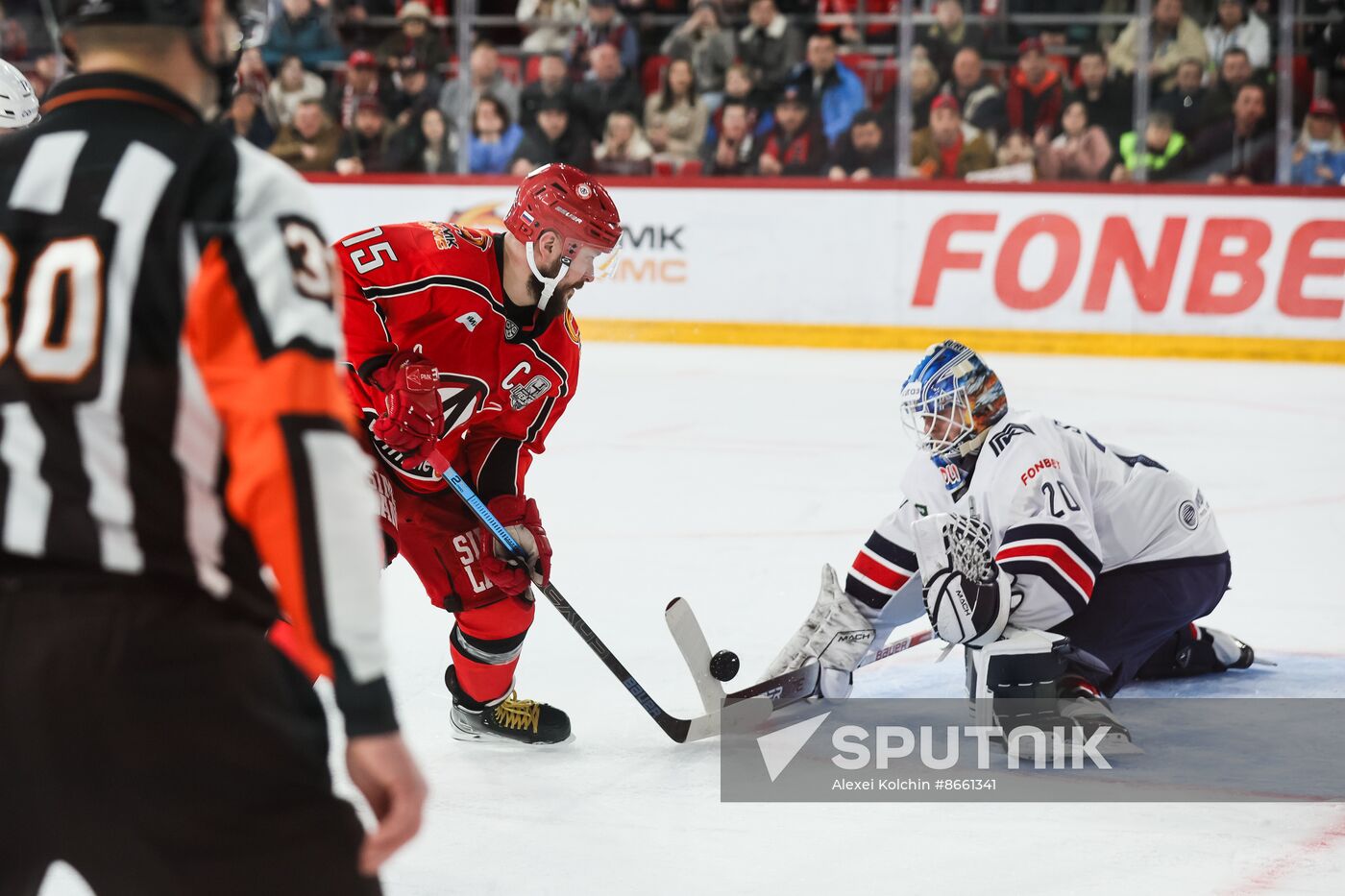 Russia Ice Hockey Kontinental League Avtomobilist - Metallurg