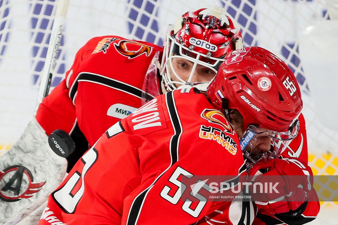 Russia Ice Hockey Kontinental League Avtomobilist - Metallurg