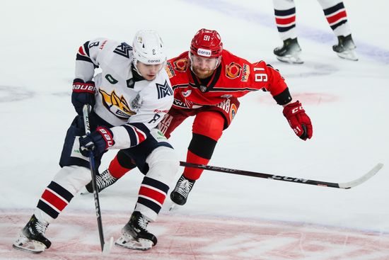 Russia Ice Hockey Kontinental League Avtomobilist - Metallurg