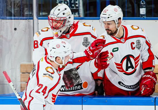 Russia Ice Hockey Kontinental League Metallurg - Avtomobilist