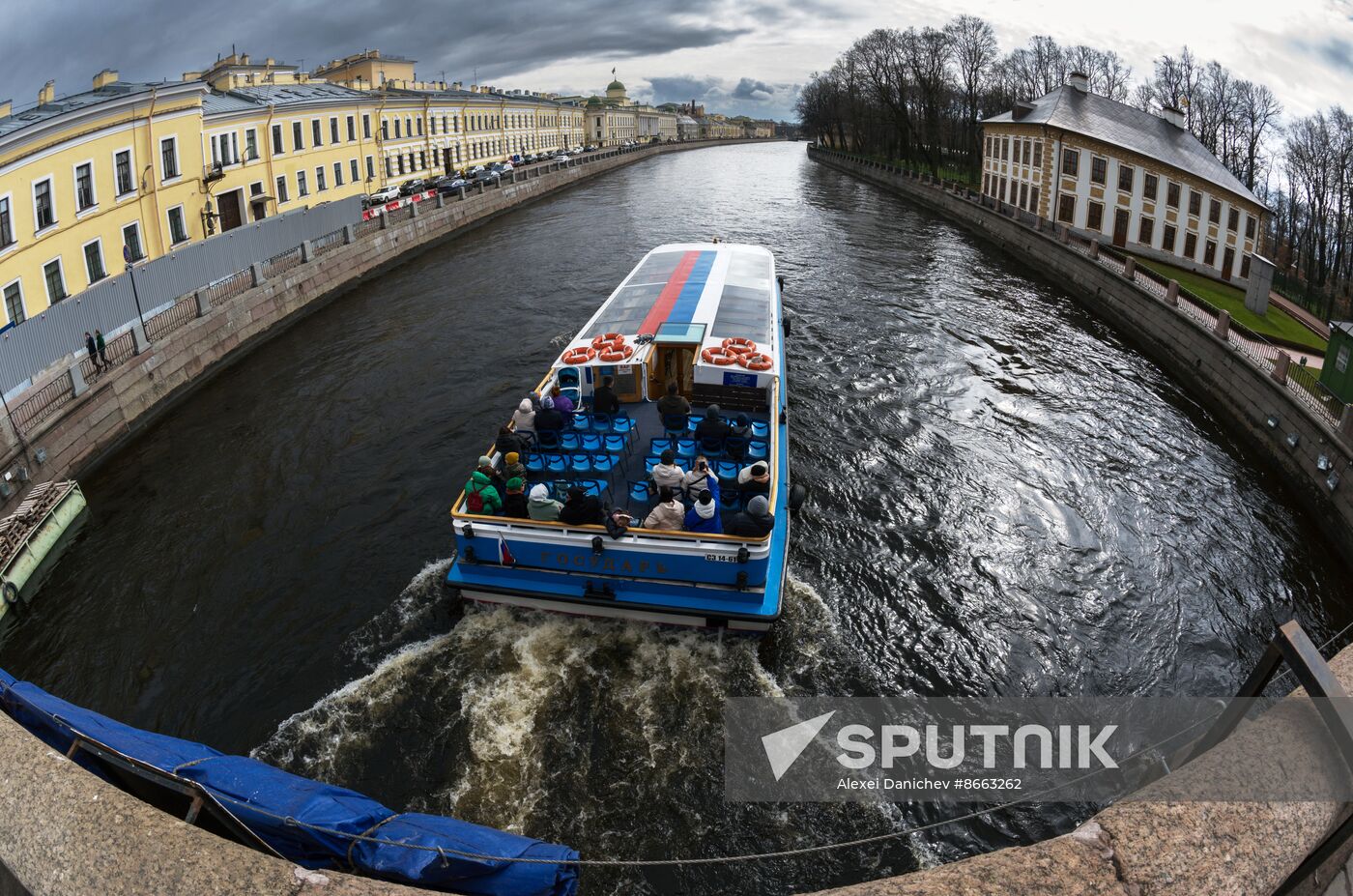 Russia River Navigation