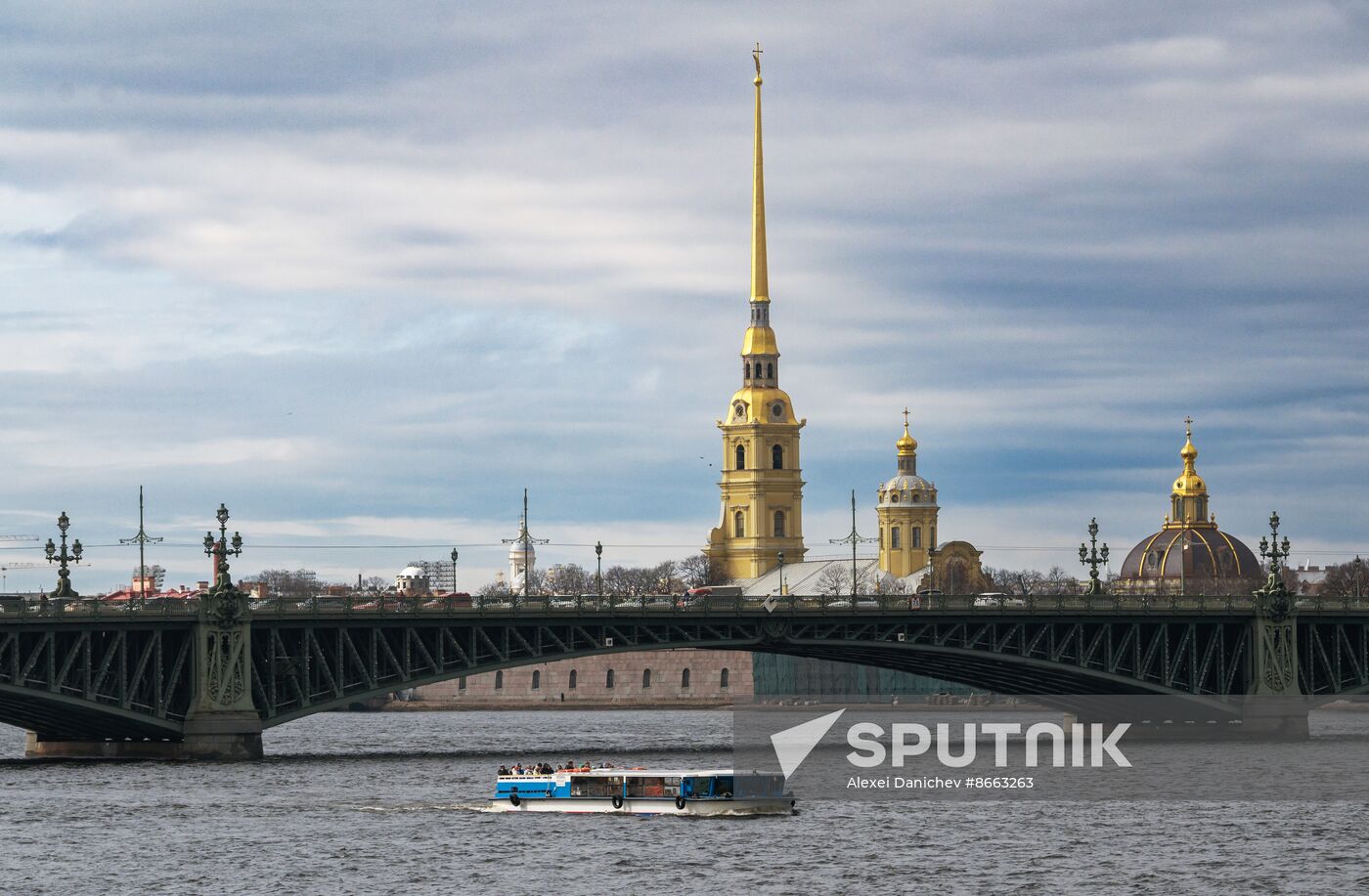 Russia River Navigation