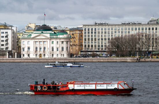 Russia River Navigation