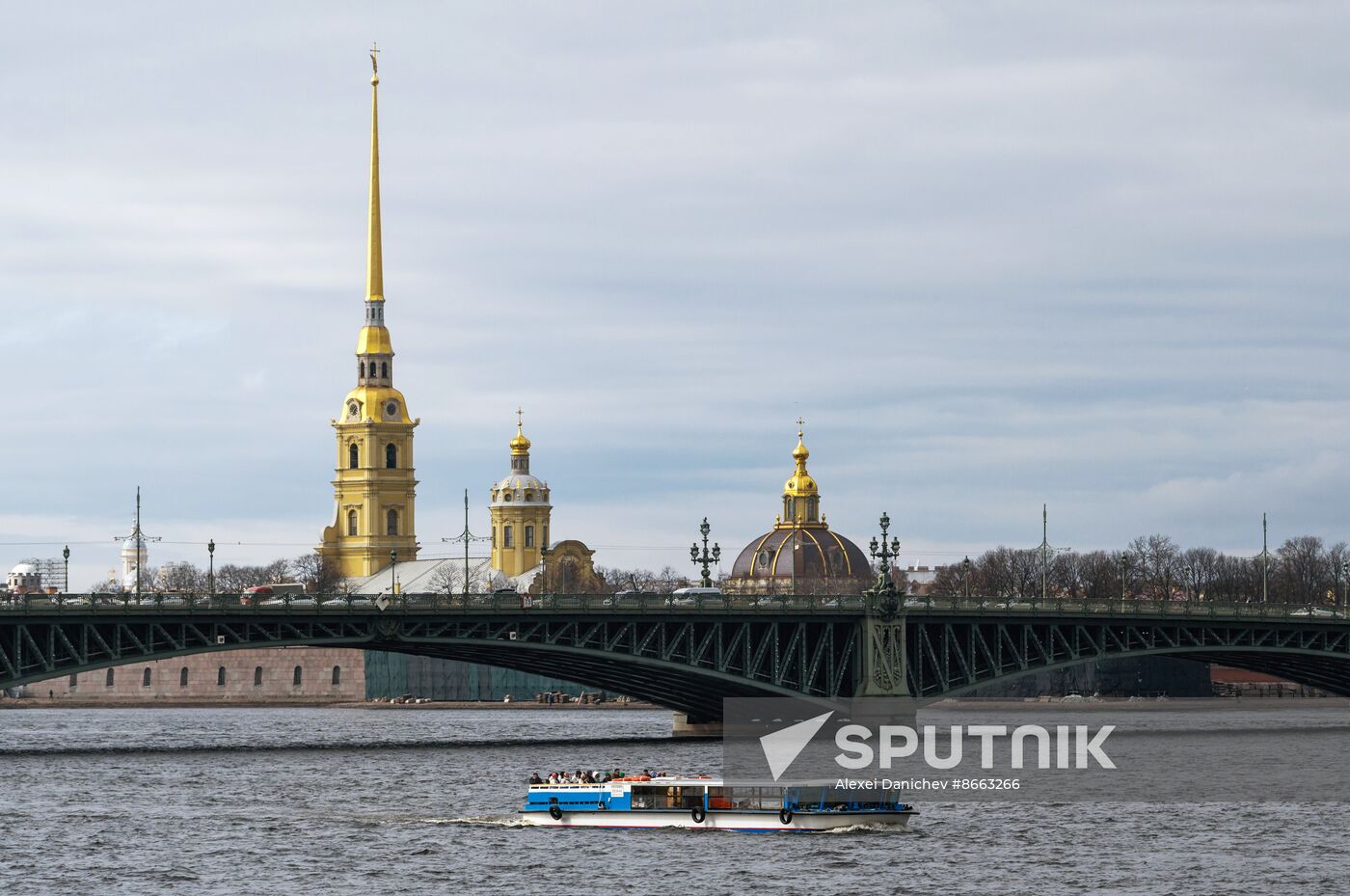 Russia River Navigation