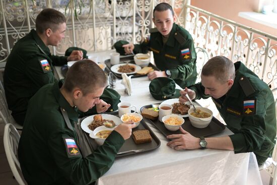 Russia Defence Conscripts