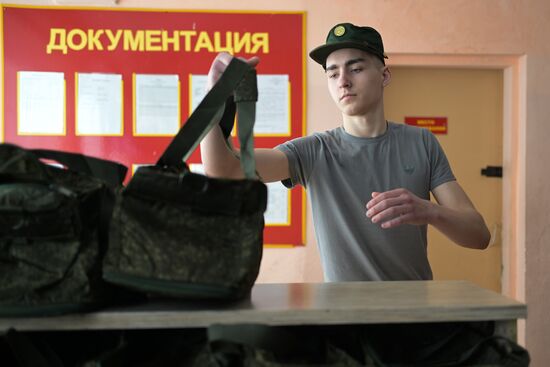 Russia Defence Conscripts