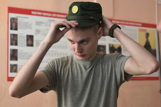 Russia Defence Conscripts
