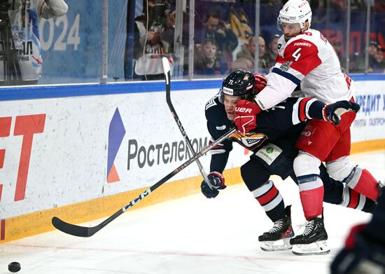 Russia Ice Hockey Kontinental League Metallurg - Lokomotiv