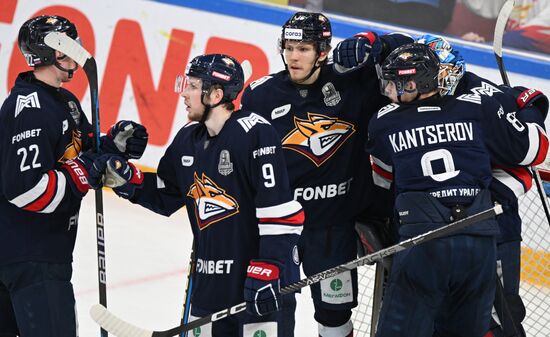 Russia Ice Hockey Kontinental League Metallurg - Lokomotiv