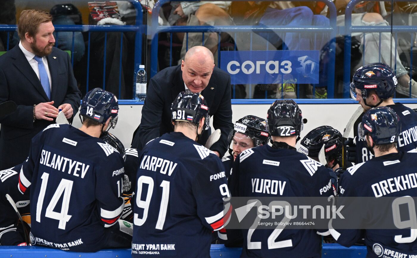 Russia Ice Hockey Kontinental League Metallurg - Lokomotiv