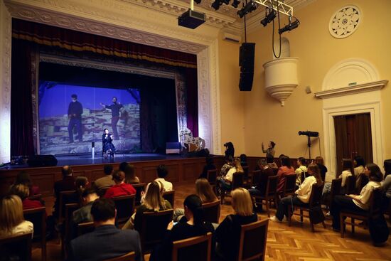 RUSSIA EXPO. Combining Folk Traditions and Modern Culture lecture
