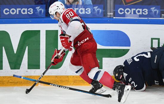 Russia Ice Hockey Kontinental League Metallurg - Lokomotiv