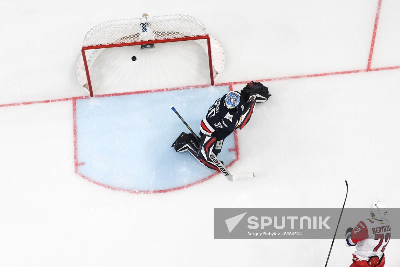 Russia Ice Hockey Kontinental League Metallurg - Lokomotiv