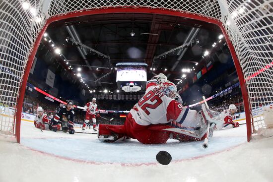 Russia Ice Hockey Kontinental League Metallurg - Lokomotiv