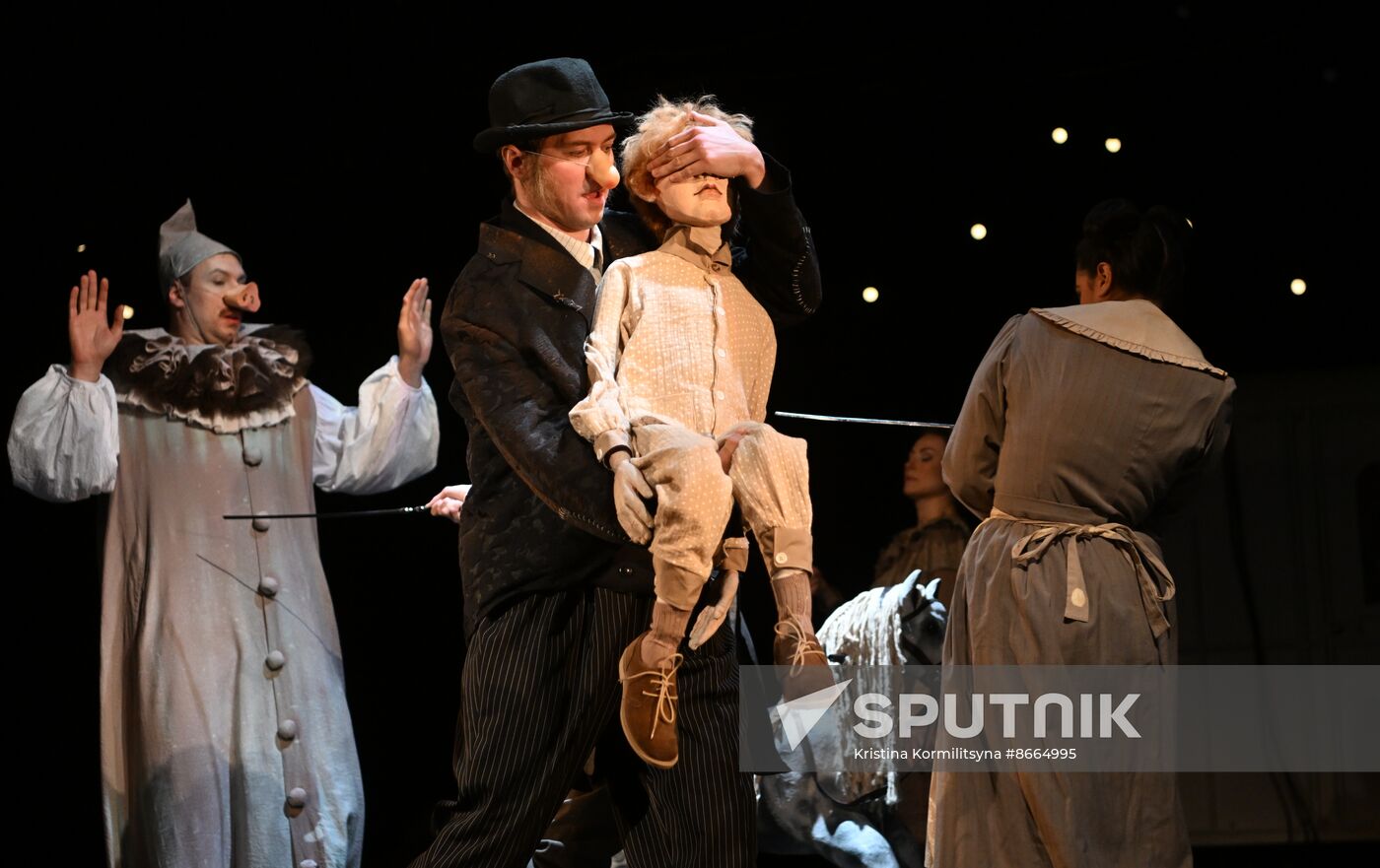 Russia Theatre Boy’s Dreams