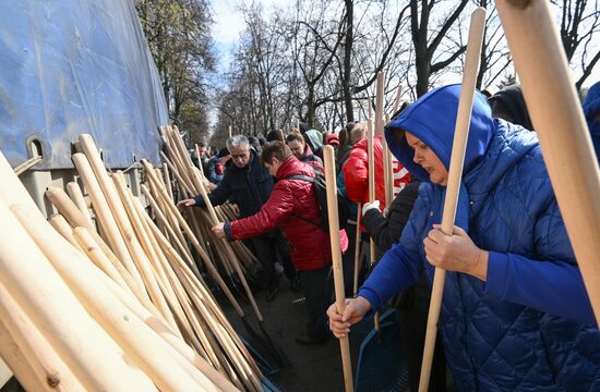 Russia Spring Season Clean Up Campaign