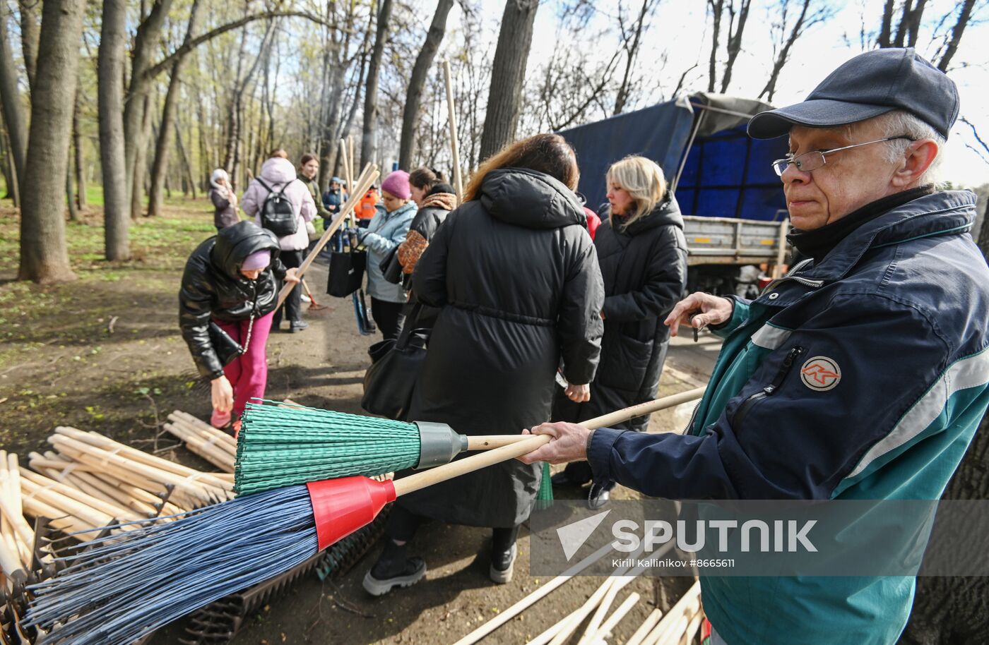 Russia Spring Season Clean Up Campaign
