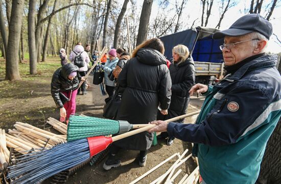 Russia Spring Season Clean Up Campaign