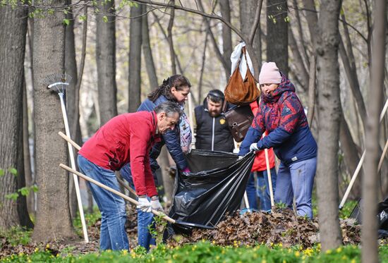 Russia Spring Season Clean Up Campaign