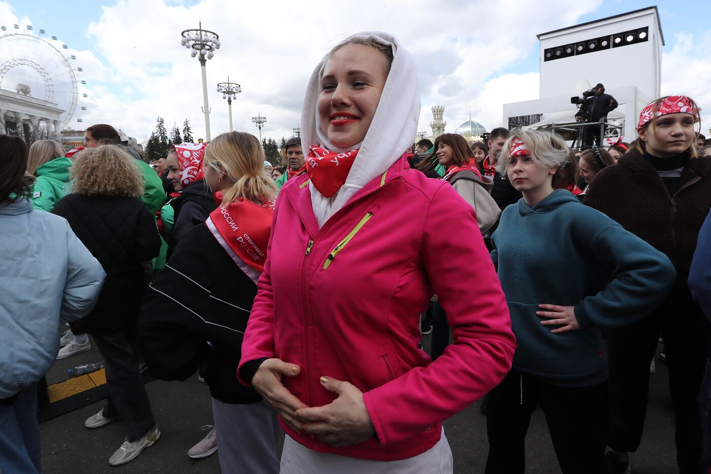 RUSSIA EXPO. Opening of RUSSIA EXPO's sports program: Setting record for mass warmup session