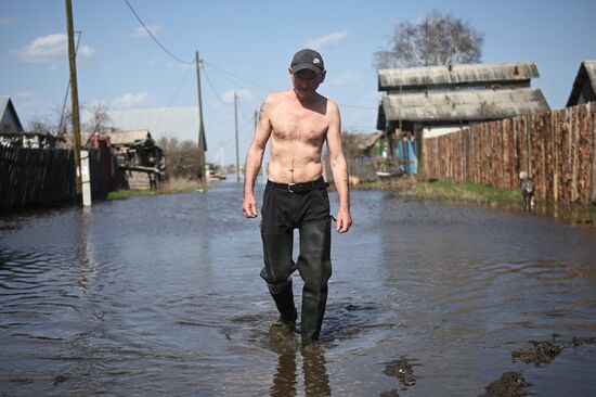 Russia Kurgan Floods